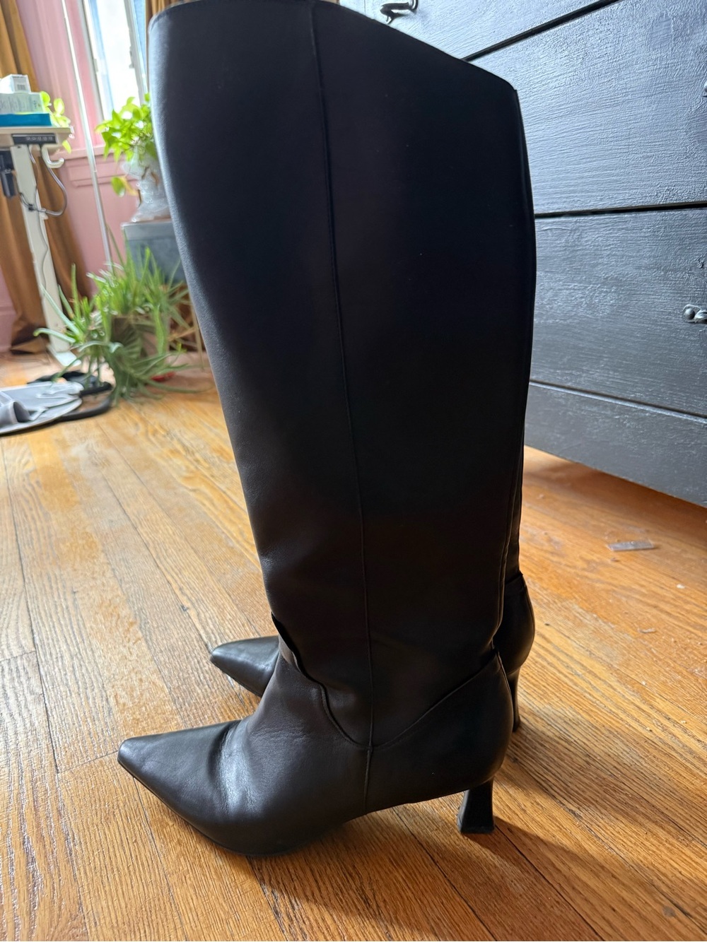 Naturalizer Deesha Black Pointed-Toe Knee-High Heeled Boots - Picture 3 of 9